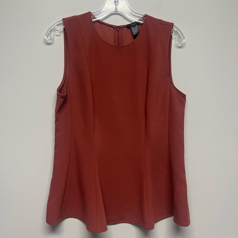 NWT Ann Taylor Sleeveless Blouse Top